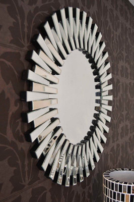 MirrorOutlet Starburst All Glass Stylised Round Mirror 91 x 91cm