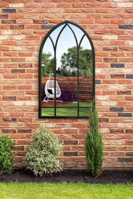 MirrorOutlet - The Arcus - Black Metal Framed Arched Garden Wall Mirror 32" x 19" (83 x 48 cm)