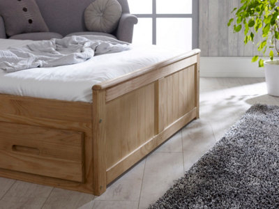 Mission Wooden Bed, Pine Guest Bed with Under Bed Storage Drawers and Slatted Headboard - Waxed 4FT6