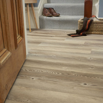 Misty Pine Natural Wood Effect 152mm x 914mm LVT Flooring Planks (Pack of 24 w/ Coverage of 3.34m2)