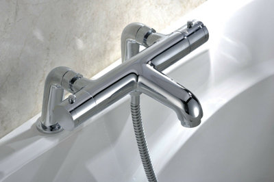 Modern Bath Shower Mixer Tap with Deck Pillar Shower Taps Set And Kit