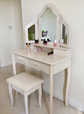 Cream dressing store table stool