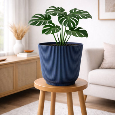Modern Indoor & Outdoor Plant Pot 30cm, Blue, Large Ribbed Planter and ...