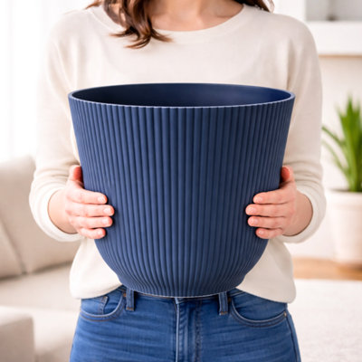 Modern Indoor & Outdoor Plant Pot 30cm, Blue, Large Ribbed Planter and ...