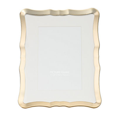 Modern Polished Gold 4x6 Picture Frame with Rippled Edges and Curved Corners