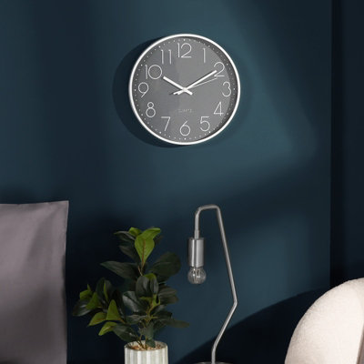Modern Wall Clock Round Analogue Home Decor Small Bedroom Kitchen