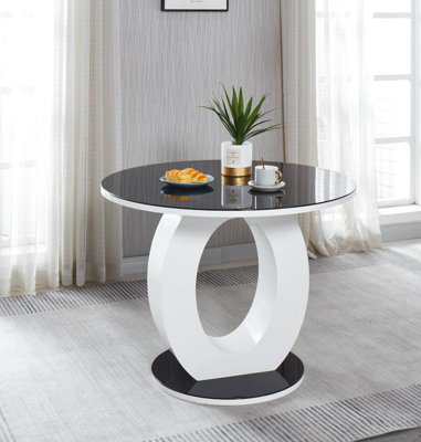 Modernique Giulia Round Black 100 cm Tempered Glass Top White Dining Table with 4 Cream Faux Leather Dining Chairs