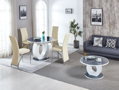 Modernique Giulia Round Grey 100 cm Tempered Glass Top White Dining Table with 4 Cream Faux Leather Dining Chairs