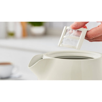 Morphy Richards Verve Kettle, Cream