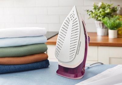 Morphy Richards Steam Flow 2400W Turbo Steam Iron Pink/White