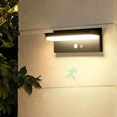 Motion Sensor Solar Wall Sconce, Facade Lamp for Outdoor Areas with ...