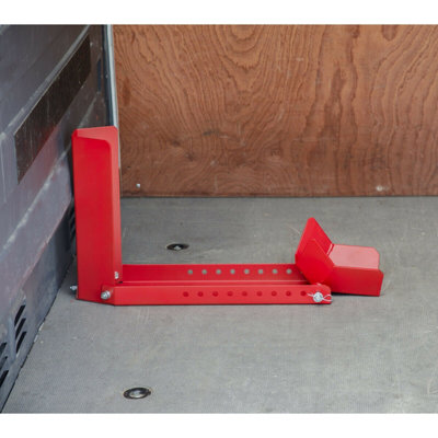 Motorcycle Roll-in Wheel Clamp - 50mm to 130mm Tyre Width - Bolt-Down ...