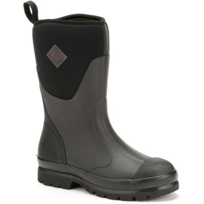 Muck Boots Chore Classic Short Boots Black DIY at B&Q