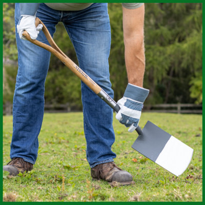 Mulch Garden Digging Spade - Graphite Grey - Strengthened High Carbon Steel Shaft - Hand Stained Straight Grained Ash Handle - 6