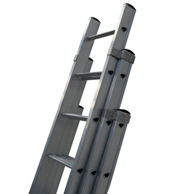 Murdoch Dmax Triple Extension Ladder with Depoloyable Stabiliser Bar ...
