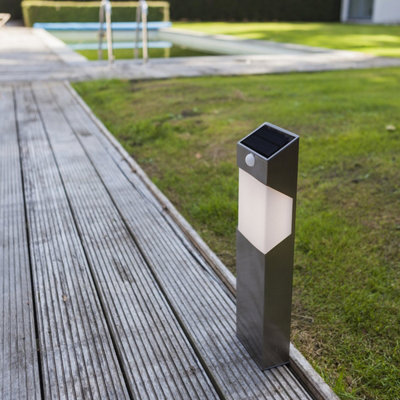 MURIEL - CGC Stainless Steel LED Solar Post Light