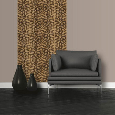 Muriva Gold Wildlife Mica effect Embossed Wallpaper