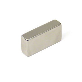 N42 Neodymium Magnet for Arts, Crafts, Model Making, DIY, Hobbies, Office, and Home - 40mm x 10mm x 20mm thick - 18.6kg Pull