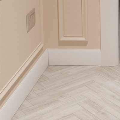 National Skirting Chamfered MDF Skirting Board - 120mm x 18mm x 4200mm, Primed, No Rebate