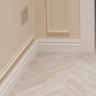 National Skirting Lisbon MDF Skirting Board - 300mm x 25mm x 4200mm, Primed, No Rebate