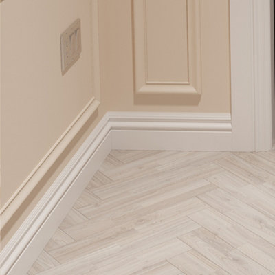 National Skirting Vienna MDF Skirting Board - 170mm x 18mm x 3040mm, Primed, No Rebate