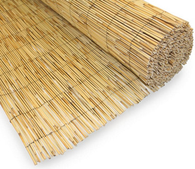 NATURAL PEELED REED BAMBOO GARDEN SCREEN FENCING (H)1.8M (W)4M