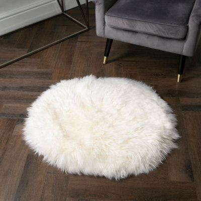 Natural Rectangle Sheepskin - Circle 70cm