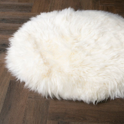 Natural Rectangle Sheepskin - Circle 70cm