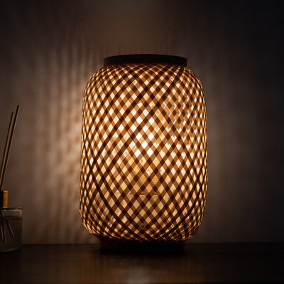 Natural Round Rattan Style Table Pad Lamp K LIVING