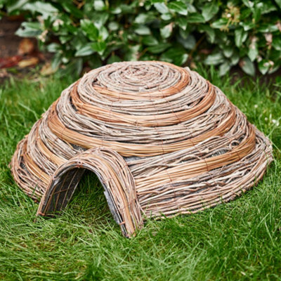 Natural Wicker Hedgehog House Shelter Igloo Habitat Handmade Reclaimed Wooden House Hogitat Shelter