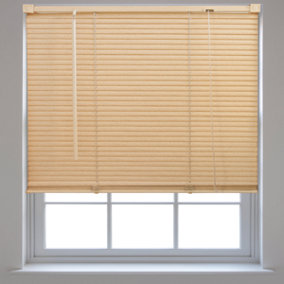 Venetian deals blinds b&q