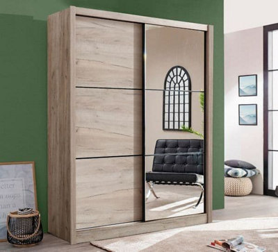 Navara Oak Effect Sliding Door Wardrobe 166cm