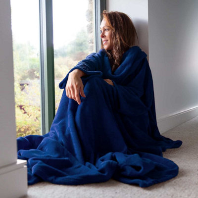 Navy Snug Rug Deluxe Blanket With Sleeves Luxury Cosy Super Soft Coral Fleece Fabric Long Oversized Pouch Pocket Adults DIY at B Q