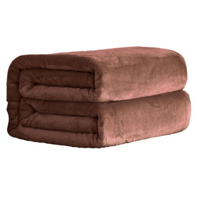 Neel Blue Soft Fluffy Fleece Blanket Brown 130cm x 150cm DIY at B&Q