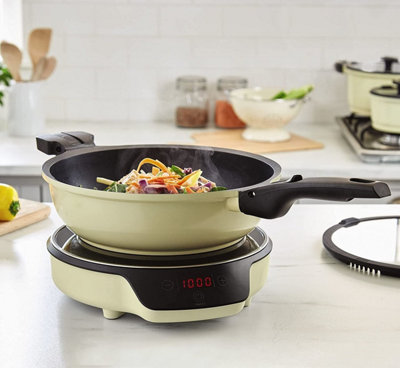 Neoschef Induction Hob - 2000W Portable Plug In Single Hot Plate Electric  Stove with Overheat Sensor u0026 8 Power Levels | DIY at Bu0026Q
