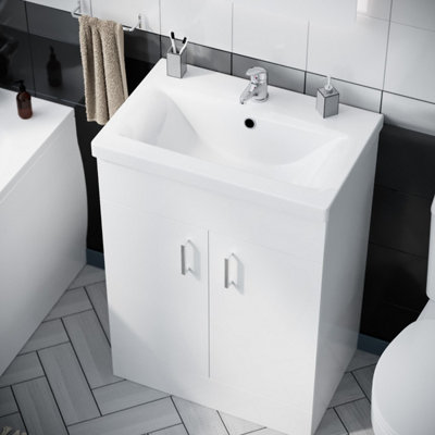 Nes Home 1700mm Bath, WC Toilet, 600 mm White Vanity Basin Cabinet ...