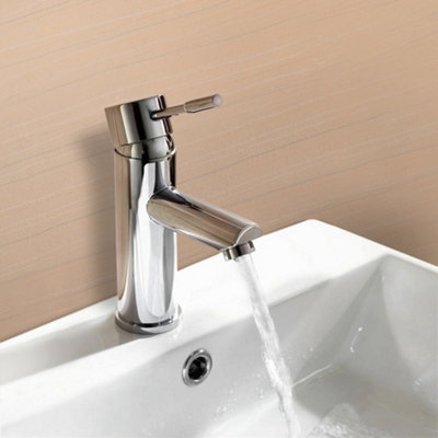 Nes Home Blossom Modern Single Lever Bathroom Basin Tap And Bath Filler Tap + Free Waste