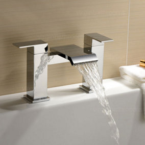 Nes Home Devon Modern Waterfall Chrome Design Bath Filler Tap