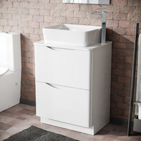 Nes Home Merton White 600mm Bathroom Freestanding Vanity Unit With Square Ceramic Countertop 485mm Basin