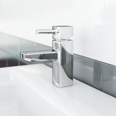 Nes Home Newport Bathroom Basin Sink Mono Mixer Tap & Waste Chrome