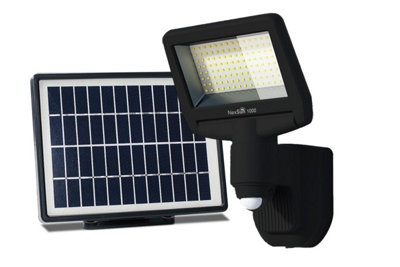 NexSun 1000SL Wall Mounted LED Solar Security & Flood Light, 12 metre PIR detection range & 1000 lumen output