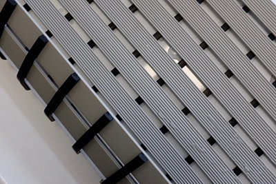 Nicoman PVC Duckboard For Bathroom Shower Anti Slip Mat Vertical Slats 43cm x 64cm Grey - 3