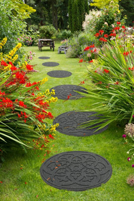 Nicoman Round Grey Scroll Stepping Stone - Pack of 1 - 4