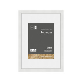 nielsen Skava A4 White Wooden Picture Frame With 15 x 20cm Mount