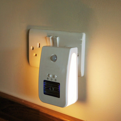Night Light Air Purifier - 14 Lumen Odour Removing & Motion Detecting Light with 12 LEDs for Bedrooms, Kitchens, Hallways Price Comparisons | Compare The Build
