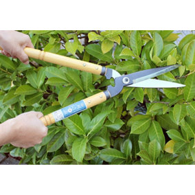 Nishigaki N-370 Karikichi Hedge Shears 535mm