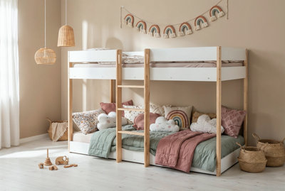 Noa & Nani Kids Bunk Bed Single in Pine and White Svea