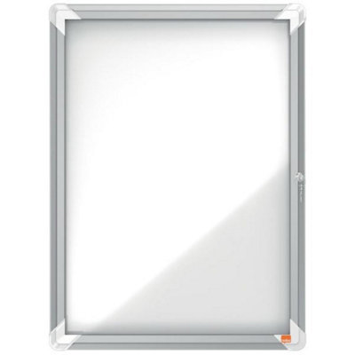 Nobo Premium Plus Outdoor Magnetic Lockable Notice Board 4xA4