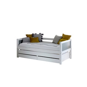 Nordic Daybed 1 With Grey Gable Ends