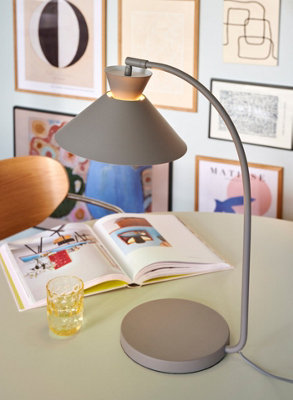 Office table deals lamp design